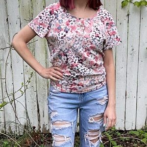 Floral short sleeve top
